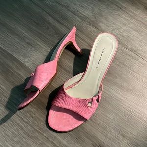 Banana Republic Kitten heels